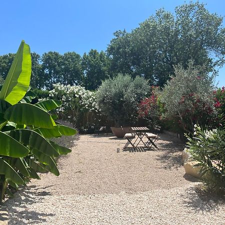 Villa Aprile Saint-Étienne-du-Grès エクステリア 写真
