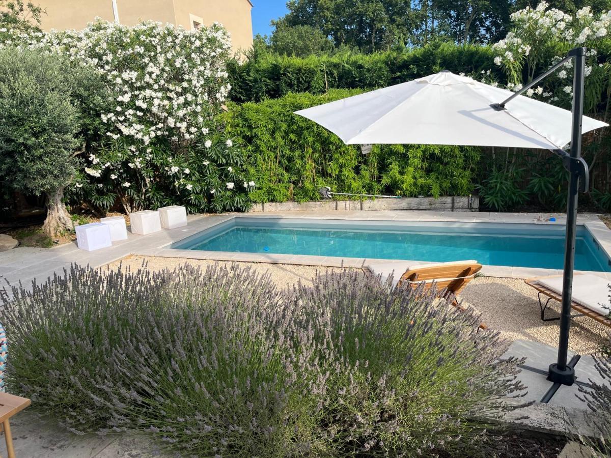 Villa Aprile Saint-Étienne-du-Grès エクステリア 写真